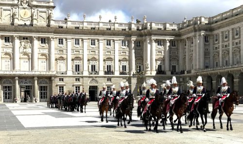 Cambio de guardia del Palacio Real